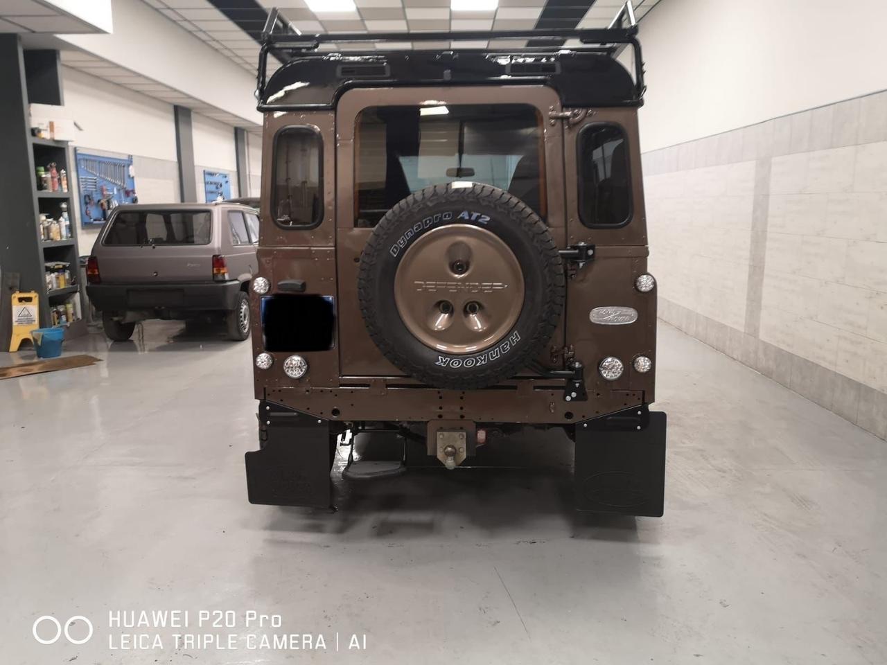 Land Rover Defender 90 turbodiesel Hard-top