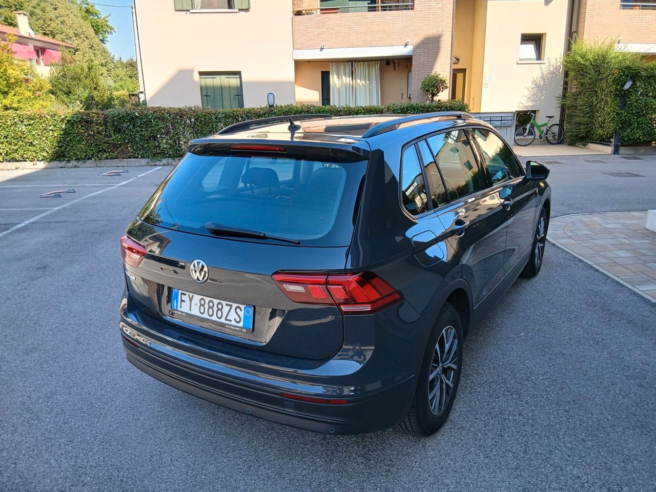 Volkswagen Tiguan 1.5 TSI Urban ACT BlueMotion Technology tua a €199 mese