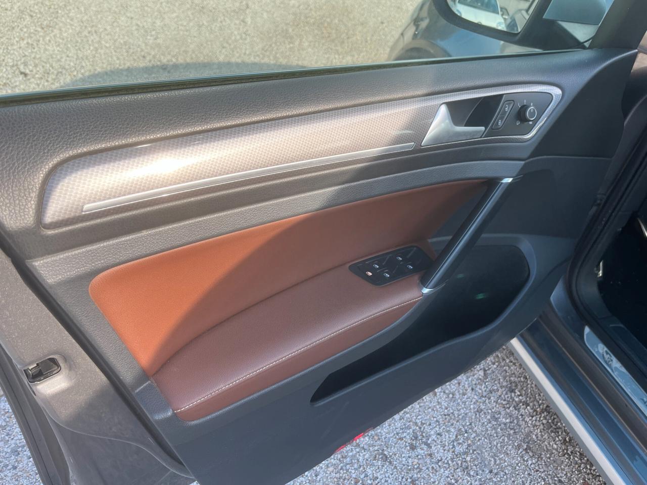 Volkswagen Golf Variant Alltrack 1.6 TDI 4MOTION Executive BMT