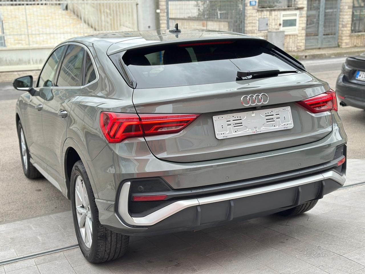 Audi Q3 Sportback 35 TDI S tronic x2 S-line edition-2021