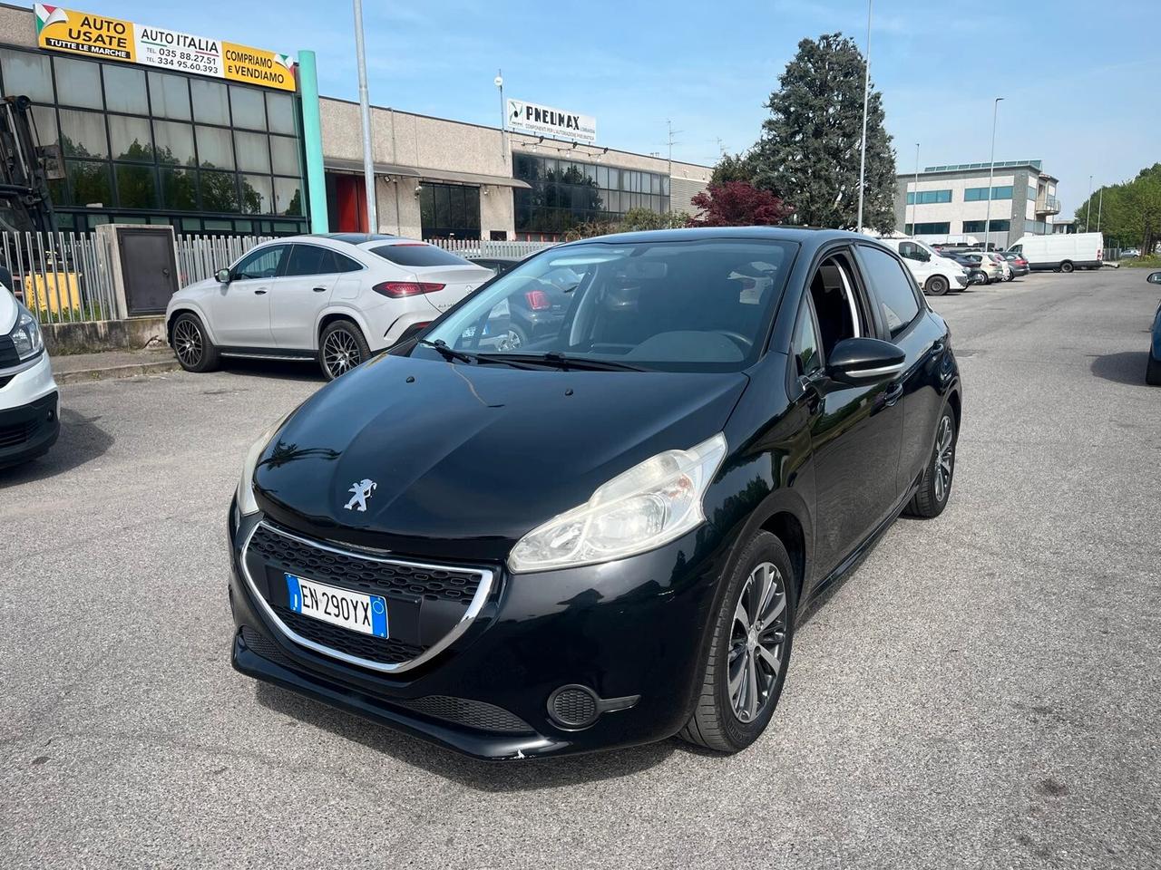 Peugeot 208 1.4 HDi 68 CV 5 porte Active