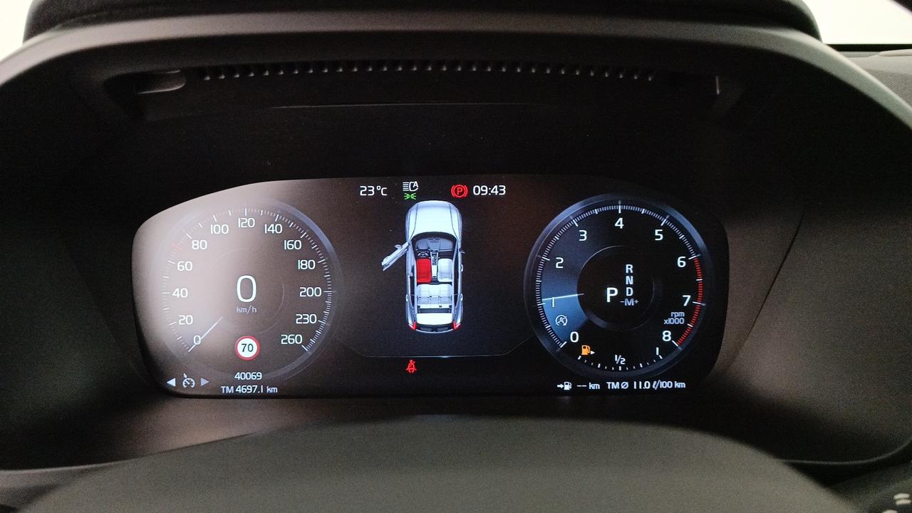 VOLVO XC40 1.5 t2 Momentum auto my21