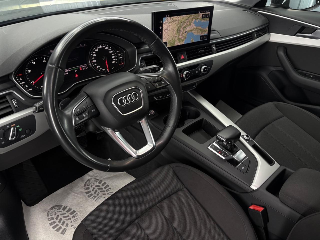 Audi A4 Avant 40 TDI S tronic Business Advanced