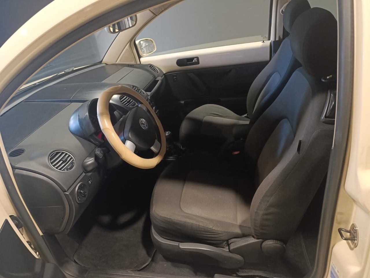 Volkswagen New Beetle del 2007 - benzina 140.000 km -