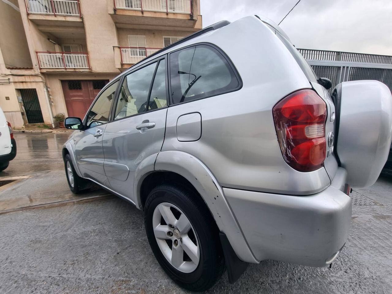 Toyota RAV 4 RAV4 2.0 Tdi D-4D cat 5 porte