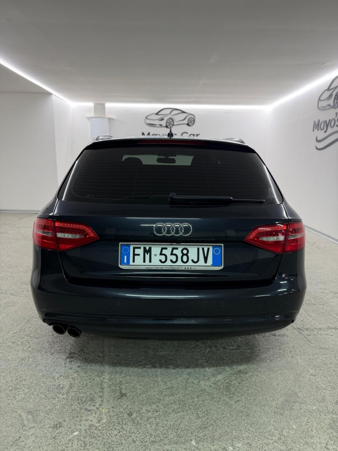 Audi A4 CAMBIO AUTOMATICO (anno 2017)