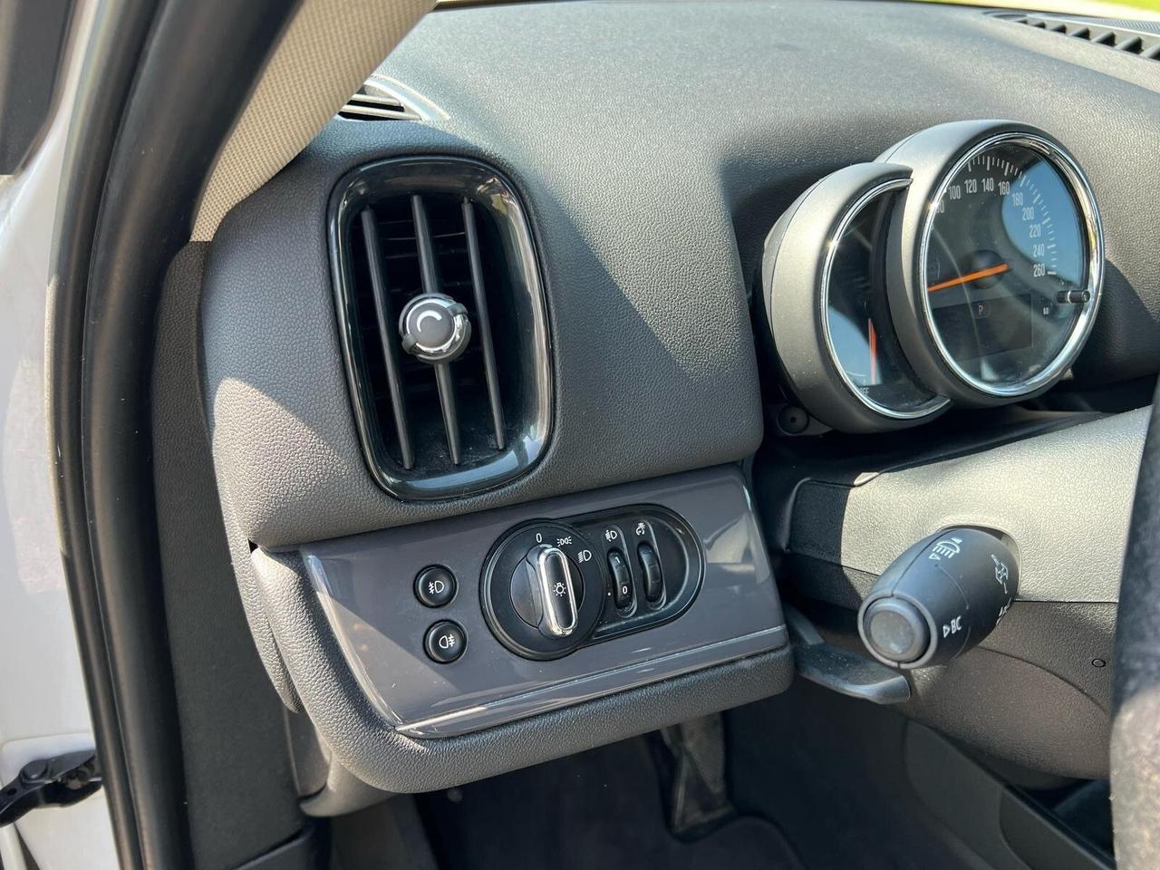 Mini Cooper Countryman 1.5 136Cv*Automatik*S&S*Aux*Usb