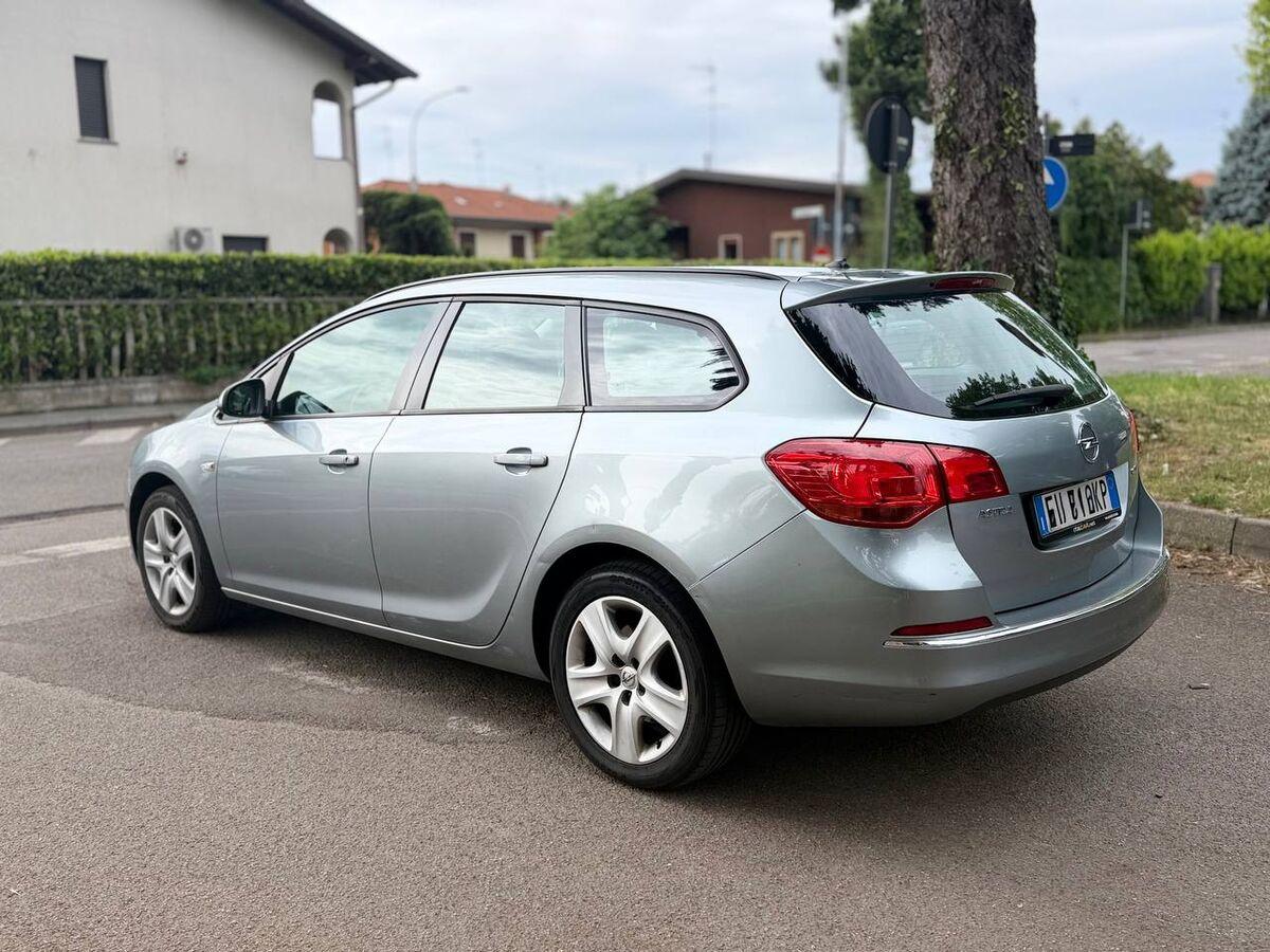 Opel Astra 1.7 cdti Cosmo 110cv