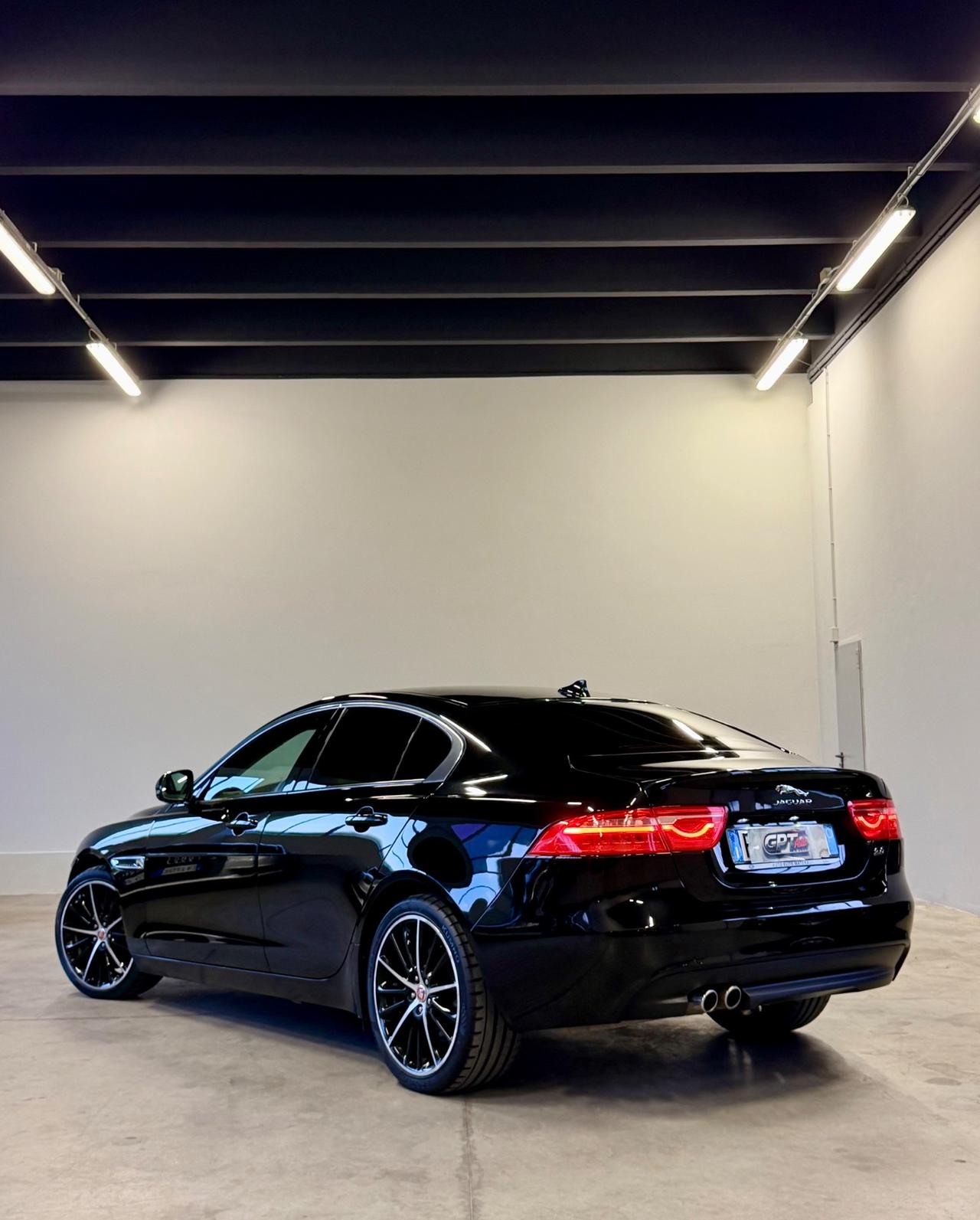 Jaguar XE 2.0 D Turbo aut. Prestige