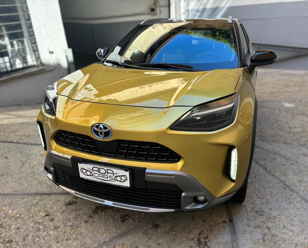 TOYOTA YARIS CROSS HYBRID 1.5 PREMIERE