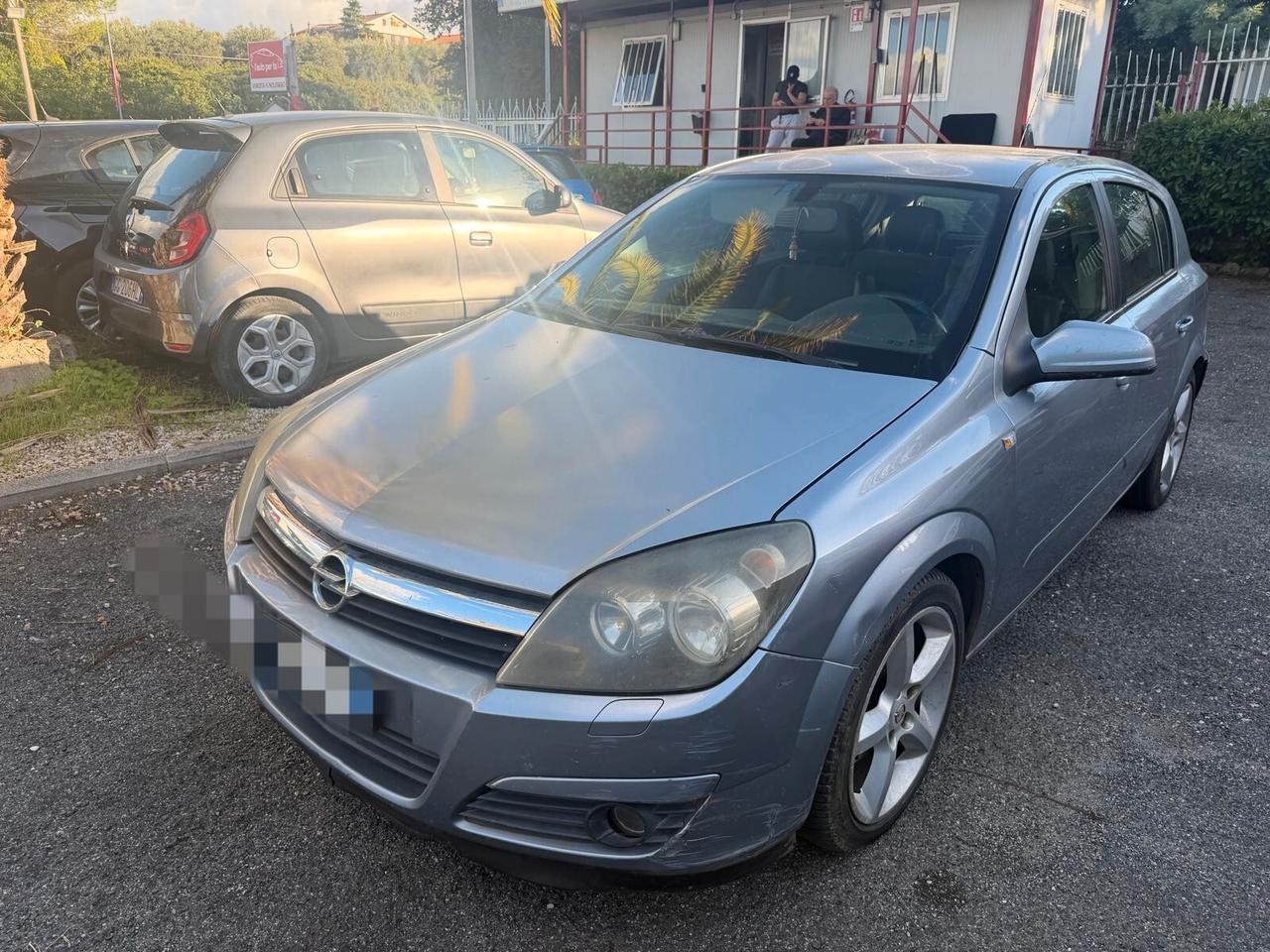 Opel Astra Gancio traino
