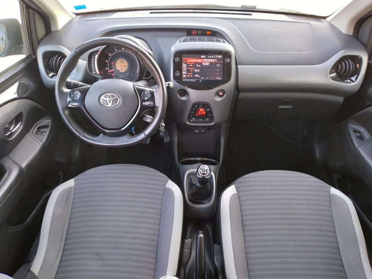Toyota Aygo 1.0 VVT-i 72 CV 5 porte x-play