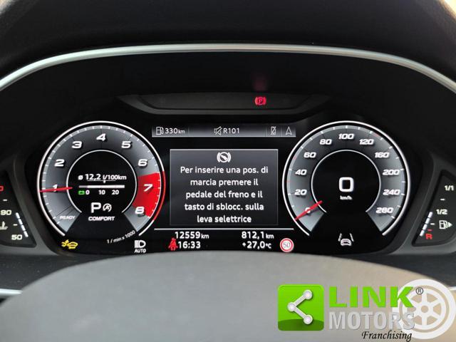 AUDI Q3 SPB 35 TFSI S tronic Identity Black S Line Edition