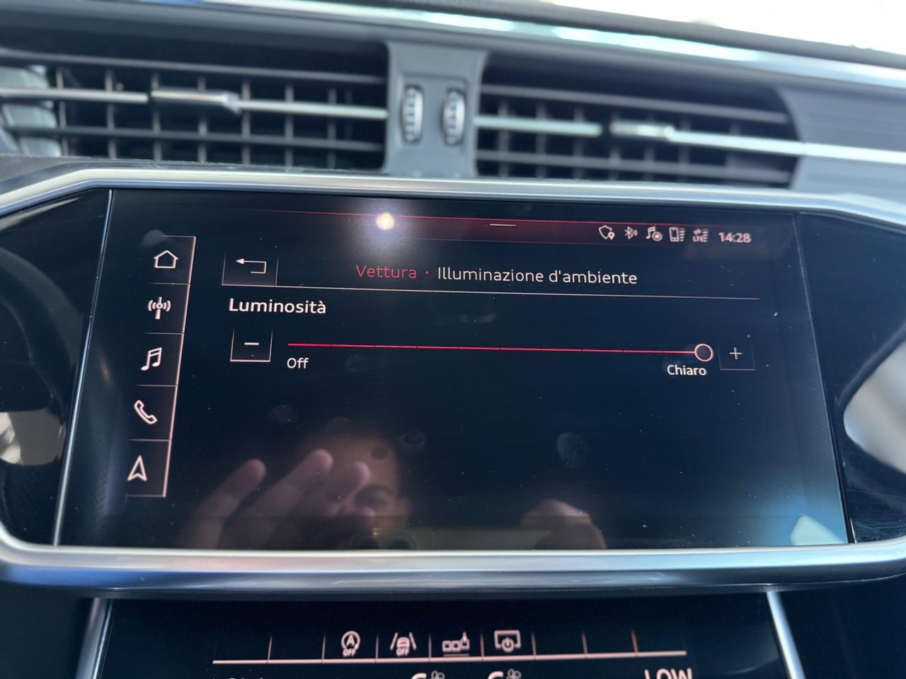 Audi A6 40 2.0 TDI S tronic S-LINE