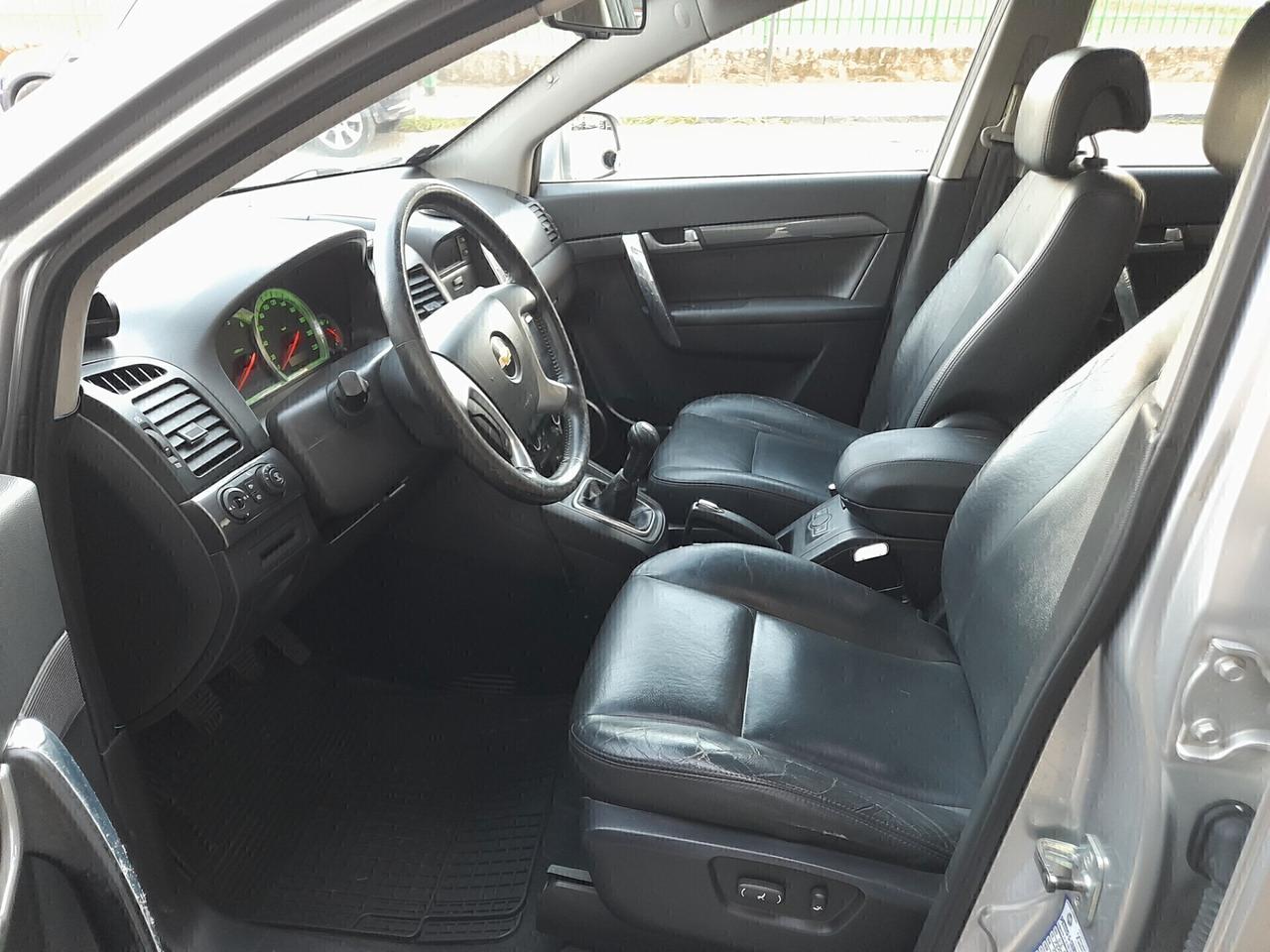 Chevrolet Captiva 4X4 7 POSTI