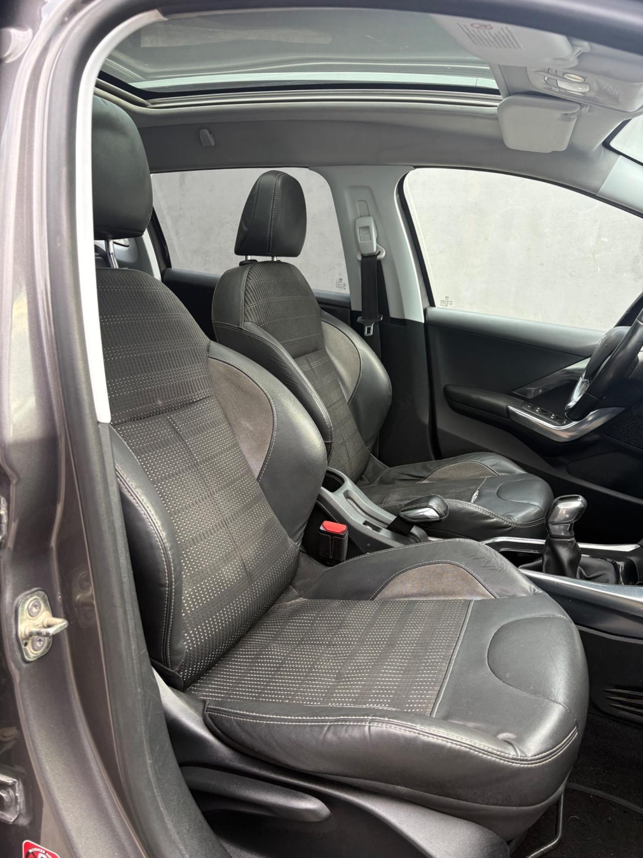 Peugeot 2008 1.6 HDI 92cv carrozzeria GRAFFIATA