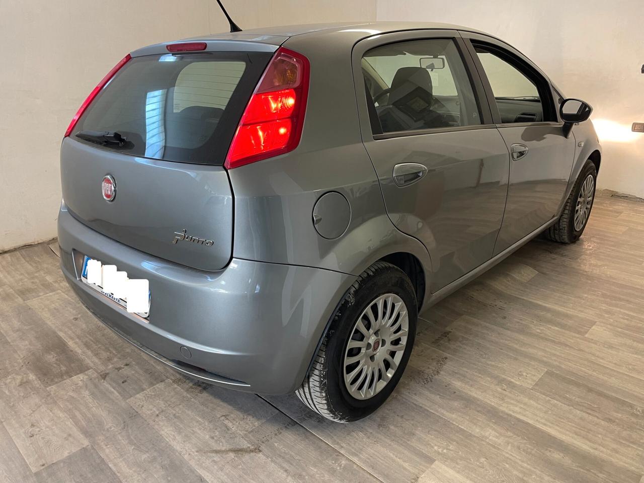 Fiat Grande Punto 1.2 5 p Dynamic Distribuzione tagliando Neopatentati