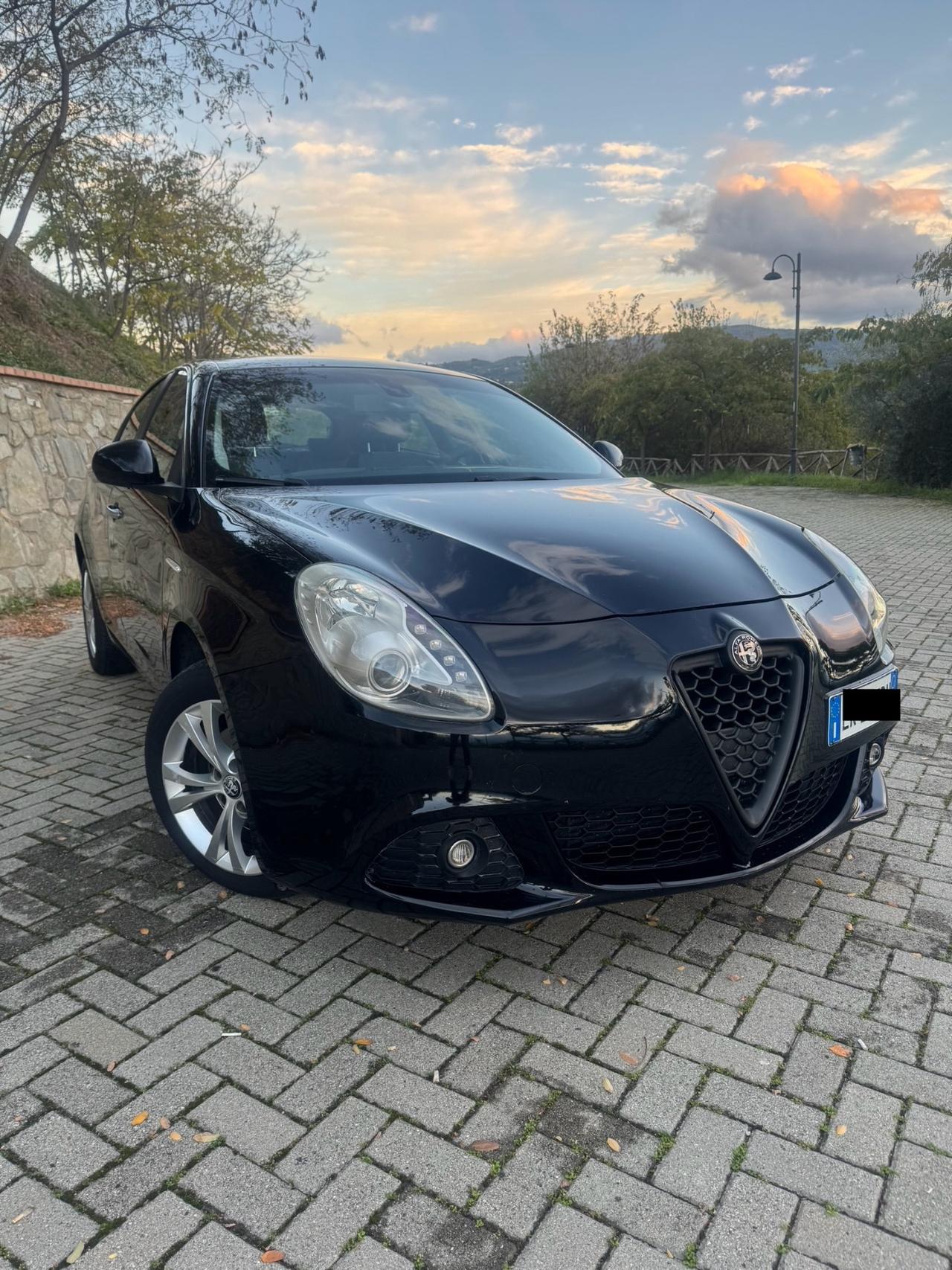 Alfa Romeo Giulietta 1.6 JTDm-2 105Cv 2011