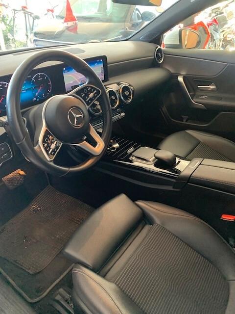 Mercedes-benz A 180 A 180 d Automatic Sport