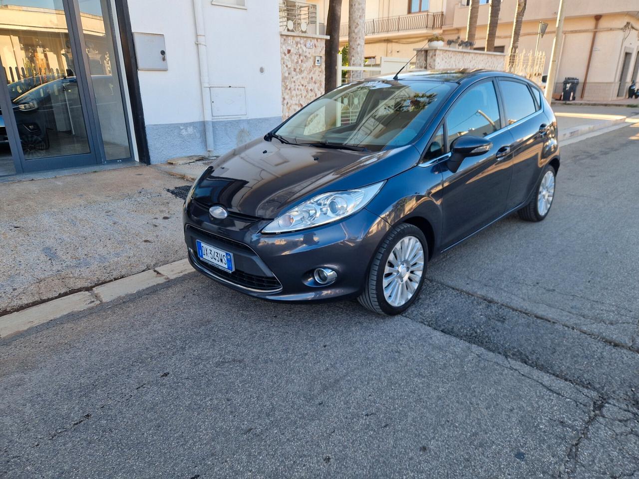 Ford Fiesta 1.4 TDCi 5p. Titanium
