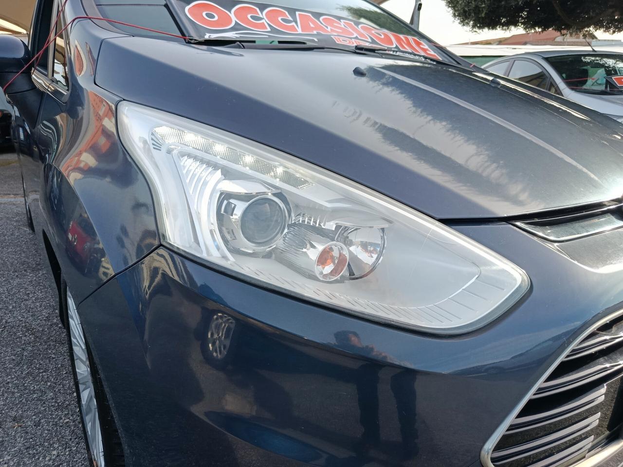 Ford B-Max 1.6 TDCi 95 CV Business Titanium