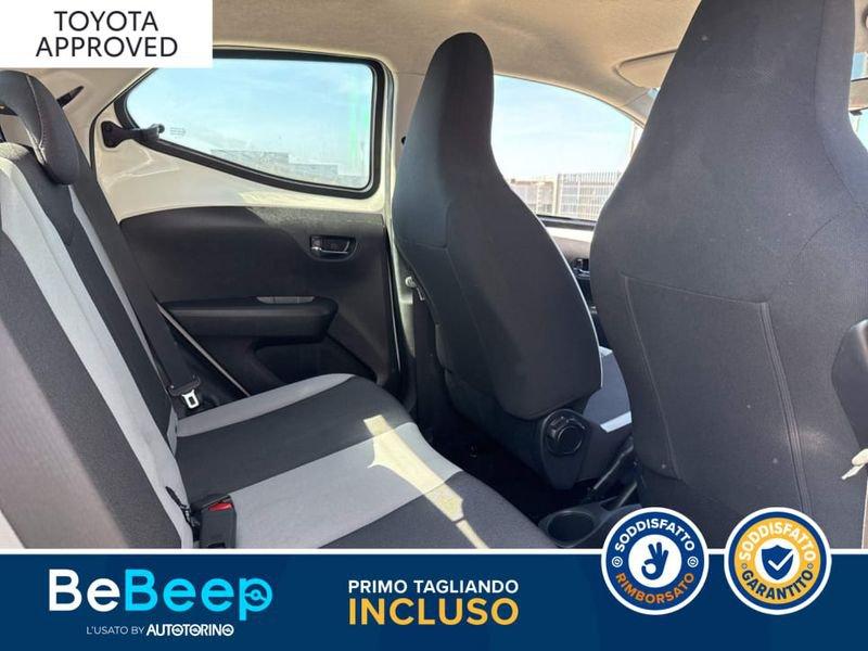 Toyota Aygo 1.0 X-PLAY 5P M-MT