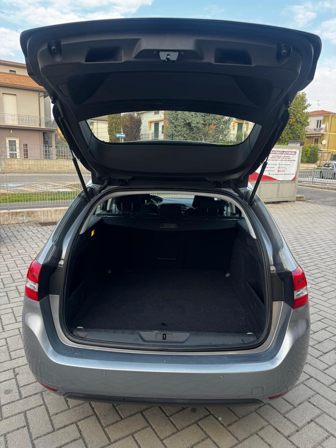 Peugeot 308 BlueHDi 120 S&S EAT6 GT Line