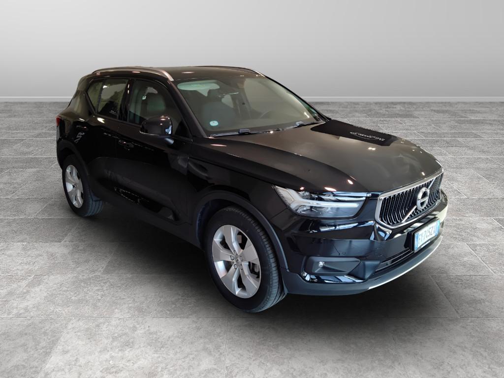 VOLVO XC40 (2017--->) XC40 D3 AWD Geartronic Business Plus