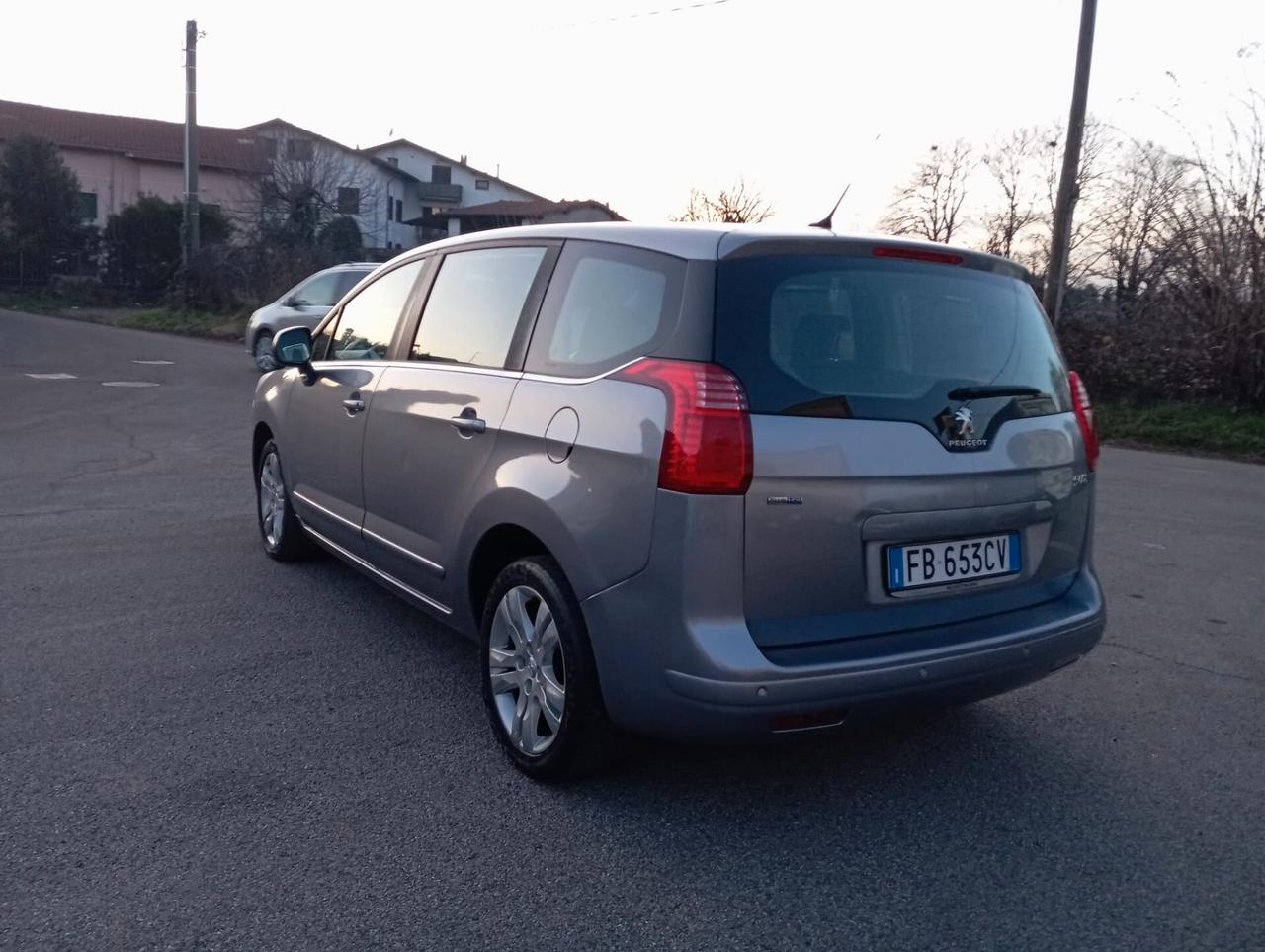 Peugeot 5008 BlueHDi 120 EAT6 S&S Allure