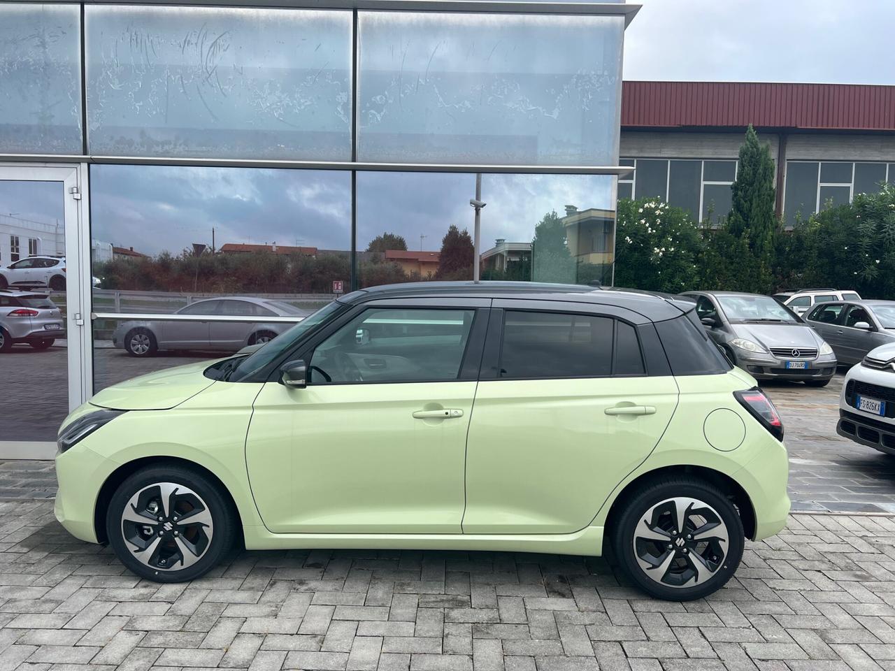 Suzuki Swift 1.2 Hybrid Top