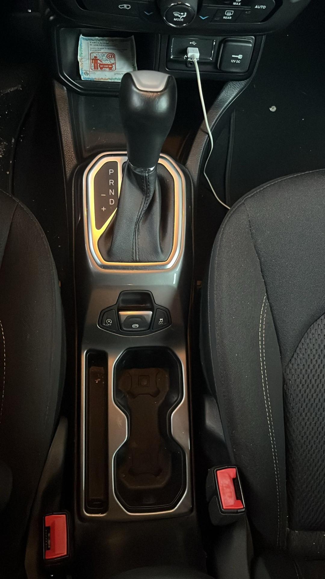 Jeep Renegade 1.3 T4 DDCT ( Automatico) allestimento Limited