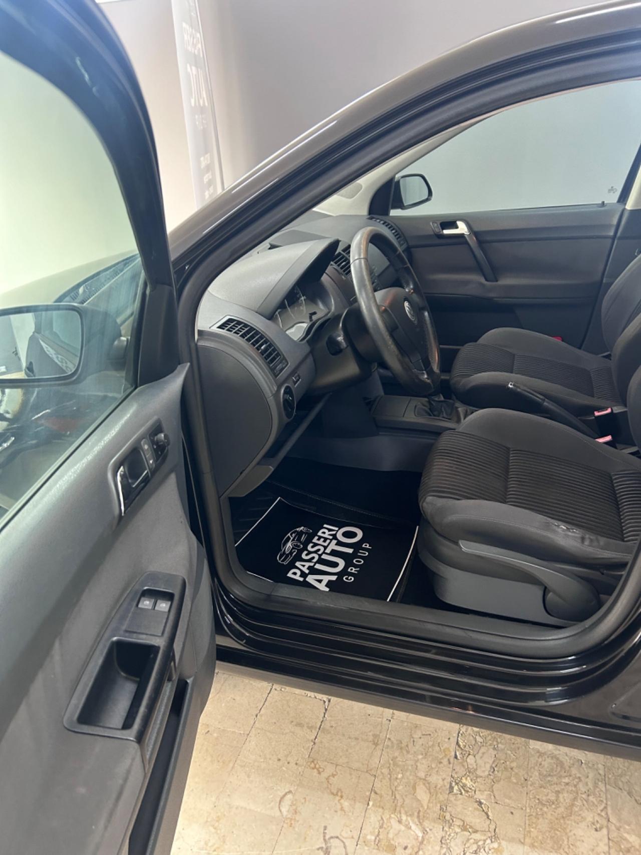 Volkswagen Polo 1.4/70 cv