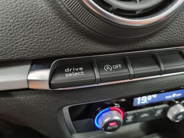 AUDI A3 SPB 35 TFSI COD Business