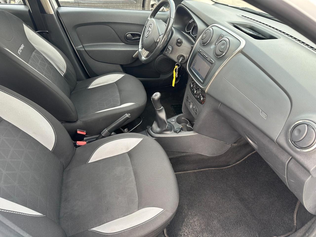 Dacia Sandero STEPWAY*0.9*PRESTIGE*GPL*NAVI*BLUETOOTH*NEOPA*