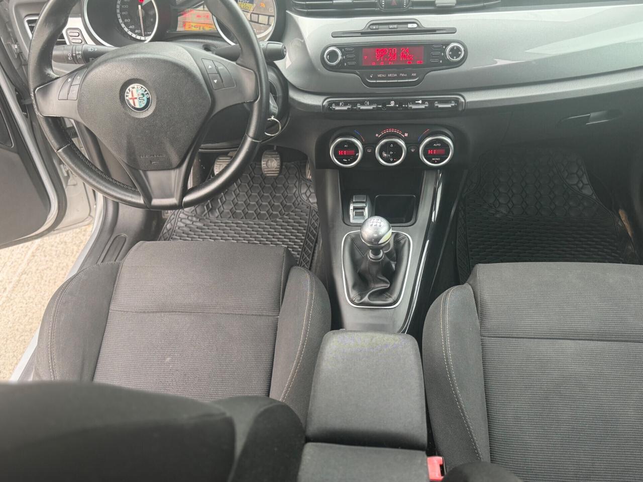 Alfa Romeo Giulietta 2.0 JTDm-2 140 CV 2011