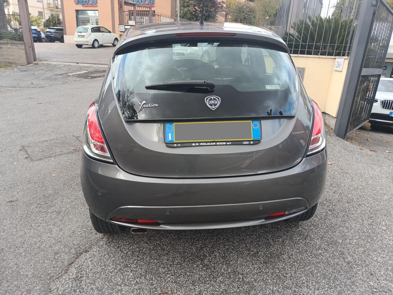 Lancia Ypsilon 1.2 69 CV 5 porte GPL Ecochic Gold