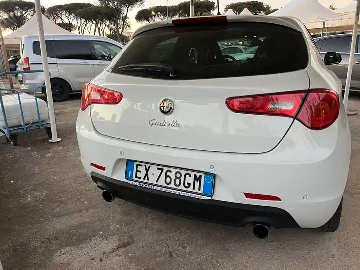 Alfa Romeo Giulietta 1750 Turbo TCT Quadrifoglio Verde