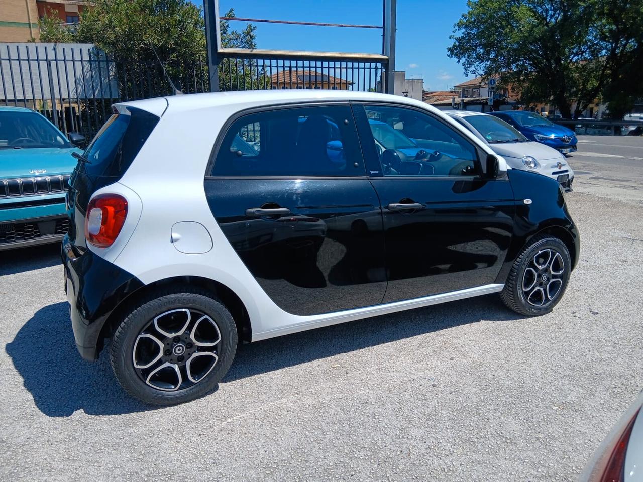 Smart ForFour 70 1.0 Passion