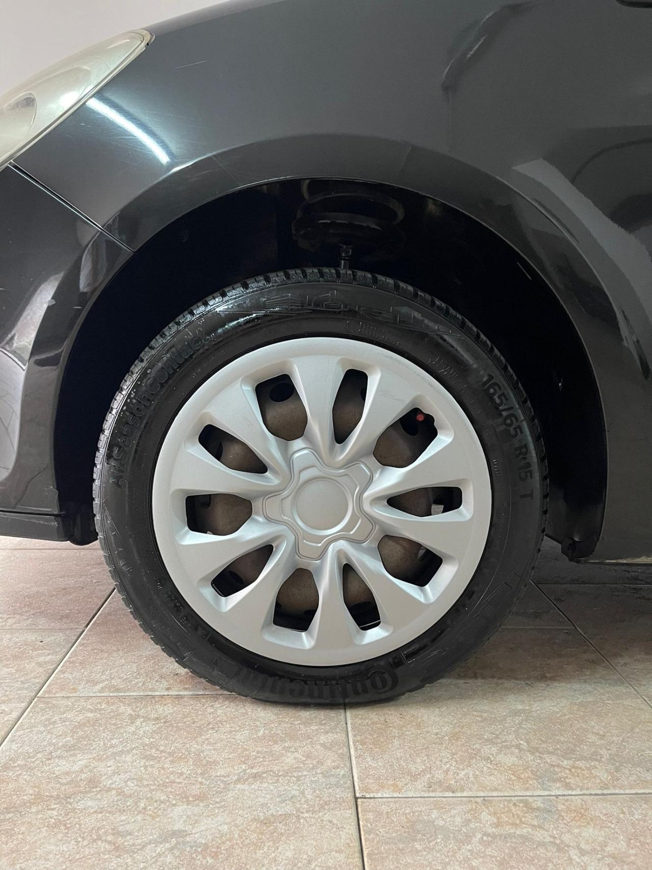 Renault Clio 1.2 16V 5 porte Rip Curl
