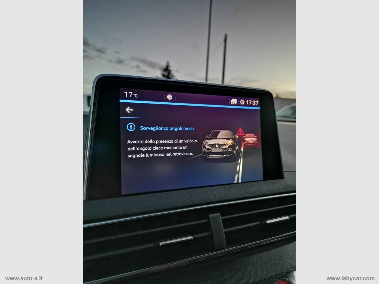 PEUGEOT 5008 BlueHDi 130 S&S EAT8 Crossway