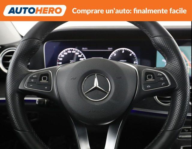 MERCEDES-BENZ E 220 d 4Matic Auto AMG Line