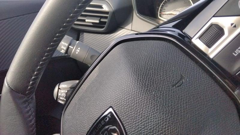 Peugeot 208 208 PureTech 75 Stop&Start 5 porte Style