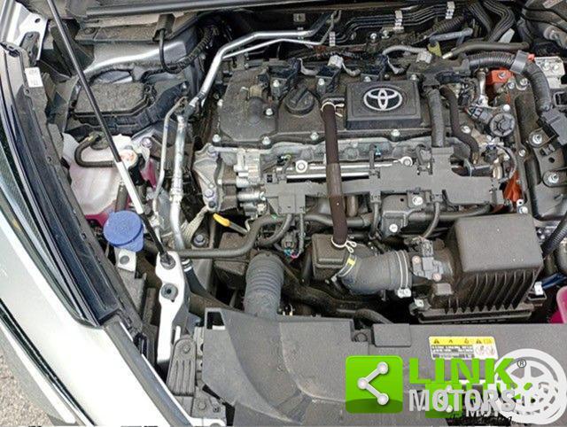 TOYOTA C-HR 1.8 hev Trend fwd e-cvt