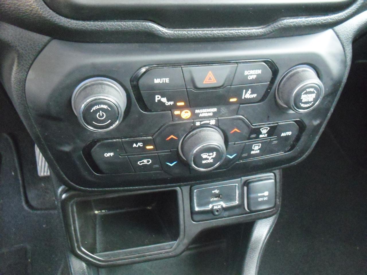 Jeep Renegade 1.6 Mjt 120 CV Limited, NAVI, OTTIME CONDIZIONI!!