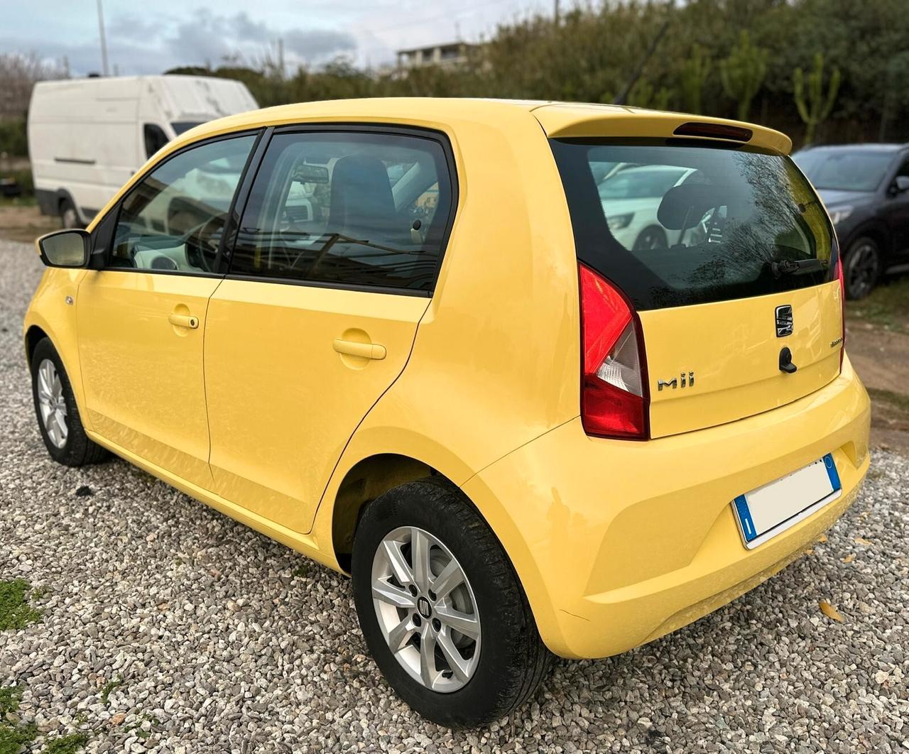 Seat Mii 1.0 68 CV 5 porte Chic Ecofuel