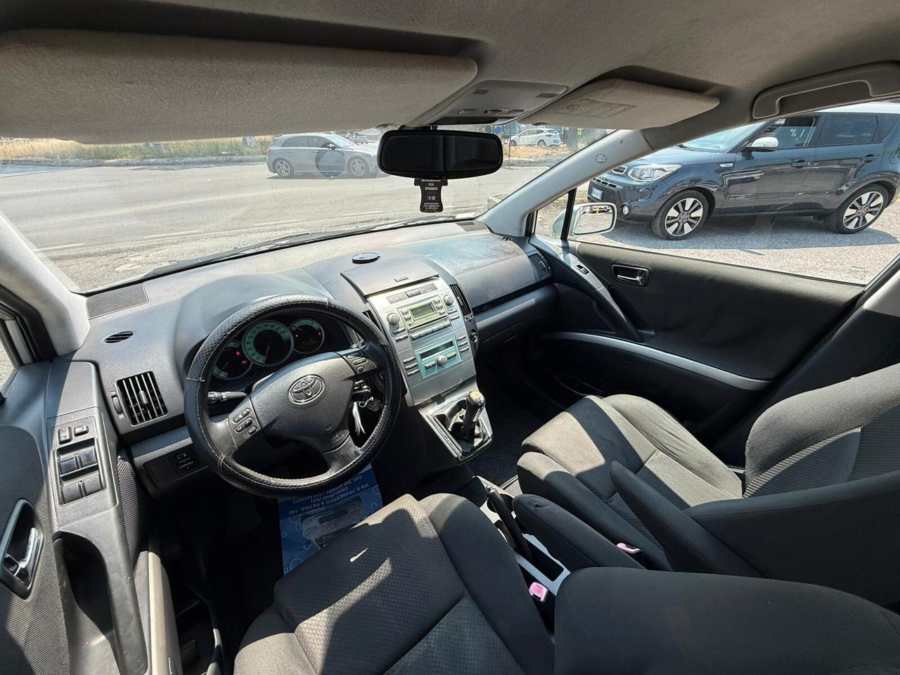 TOYOTA COROLLA VERSO 2.0 16V D-4D 116CV SOL