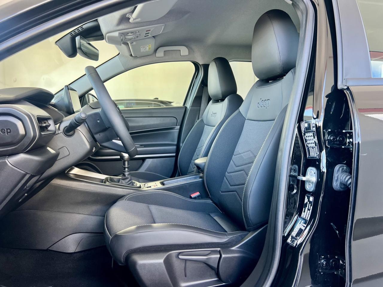 JEEP AVENGER 1.2 TURBO ALTITUDE - 2025