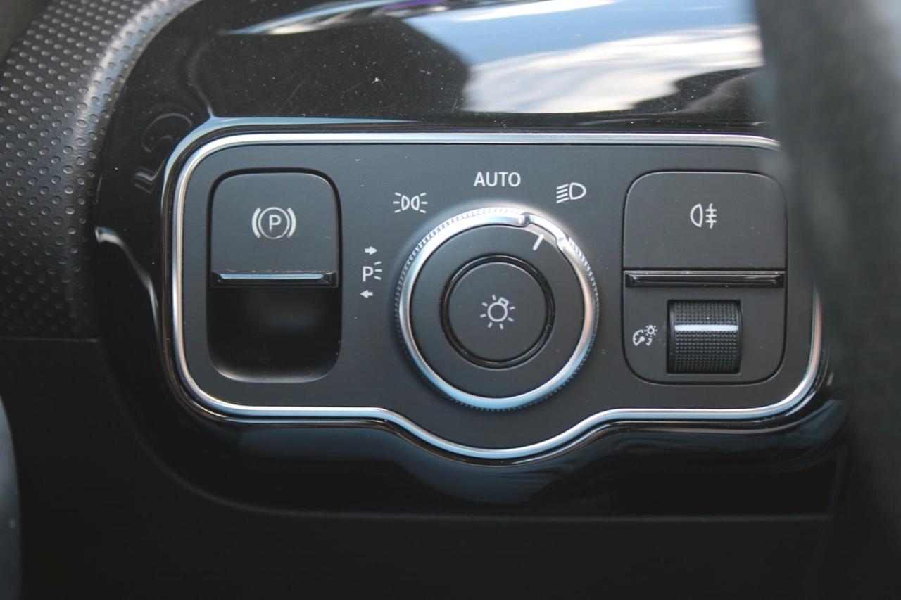 Mercedes-benz A Tua A SOLI 325€ al mese Anticipo Zero
