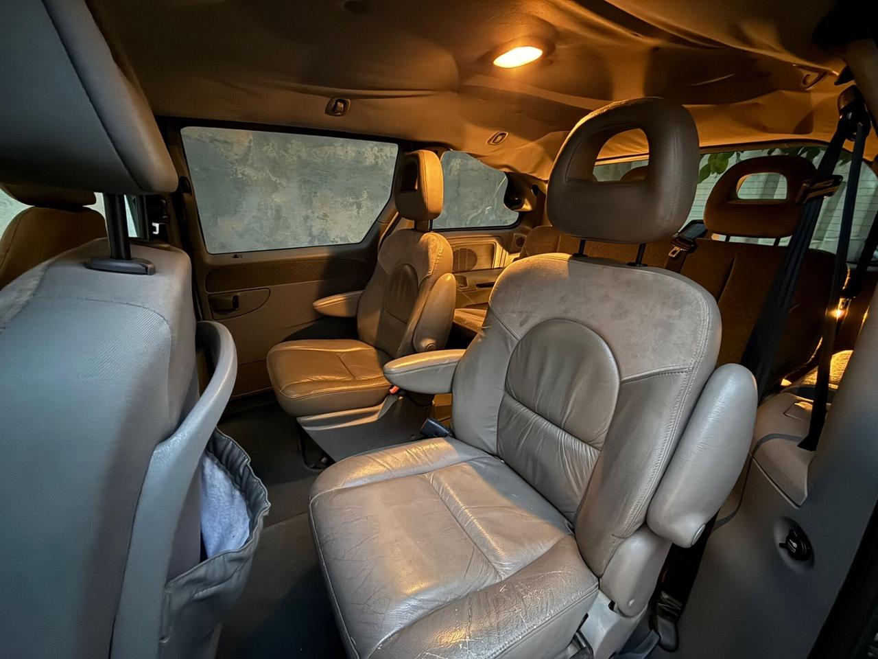 Chrysler Voyager Grand Voyager 2.5 CRD cat Limited