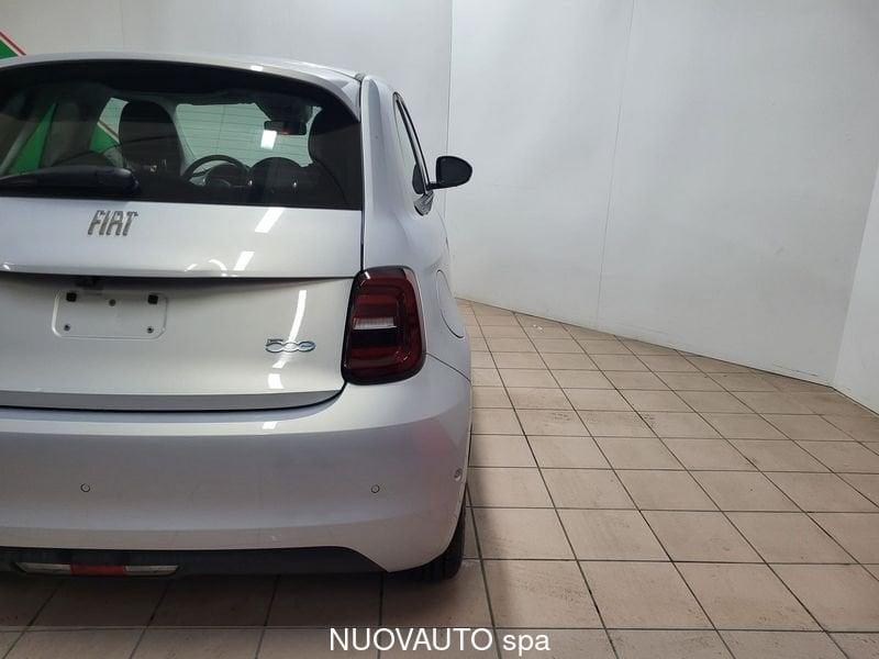 FIAT 500 Electric Elettrica Berlina 320 118cv + PACK TECH